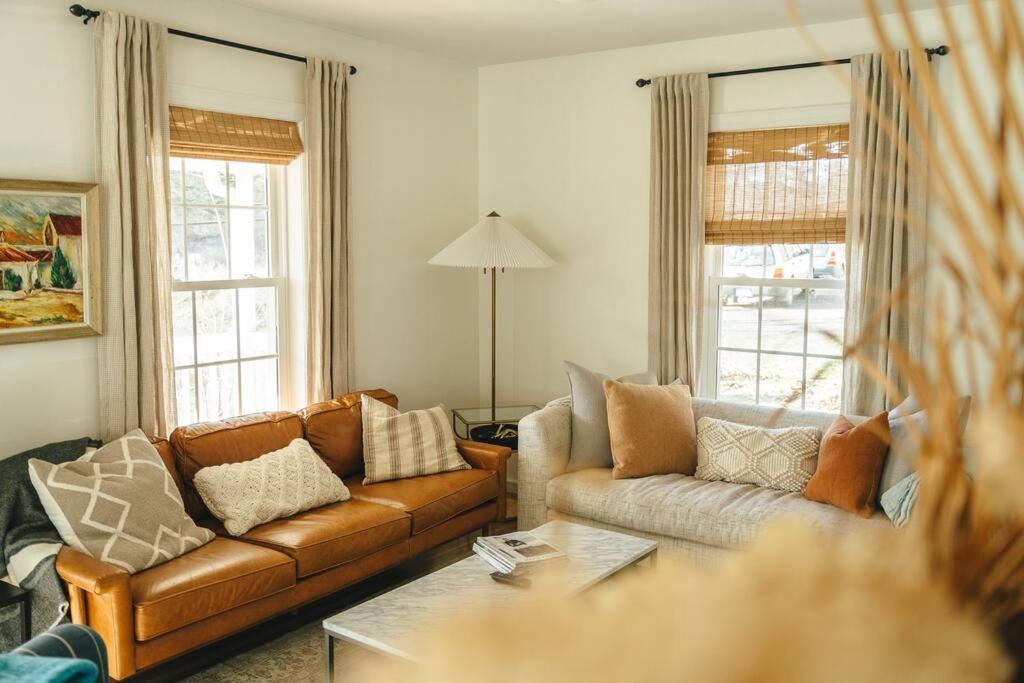 Cozy Cottage, Hot Tub, Fire Pit, 15Min To Hudson And Hiking Catskill Eksteriør bilde